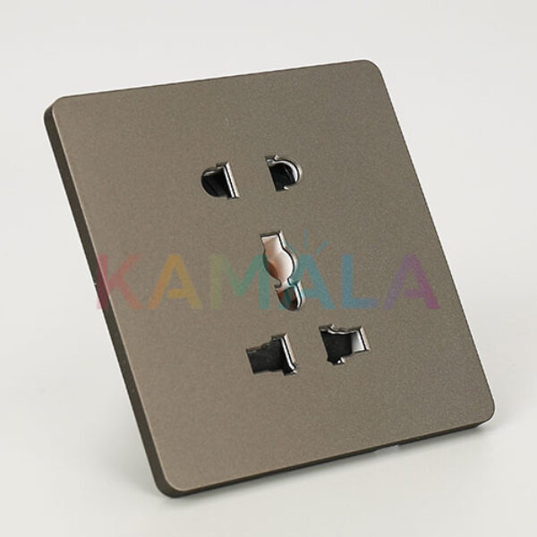 Socket